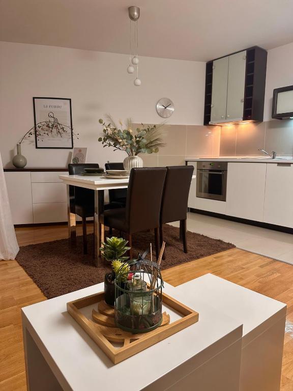 Apartman Floresta - In Front Of Japanese Garden, Enchanting Nature View, Spotless And Cozy Vrnjačka Banja Eksteriør bilde